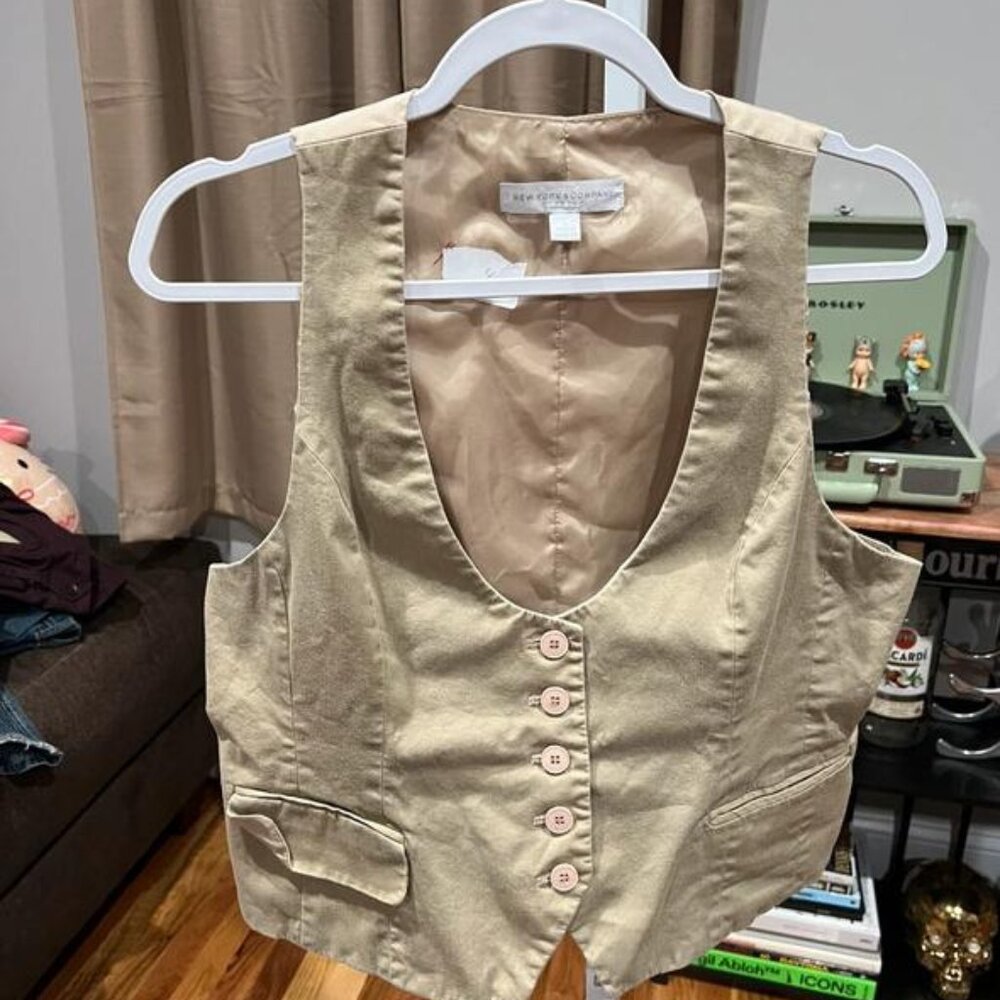 New York & company vest